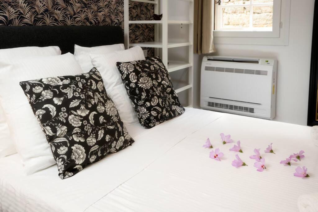 La Tour De Bohemond Apartment การ์กาซอน ภายนอก รูปภาพ